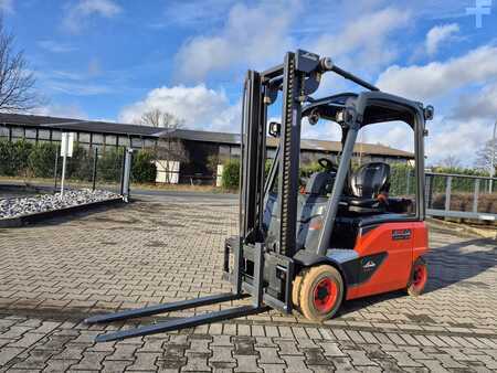 Chariots électriques à 4 roues 2018  Linde E16P-02 (1)