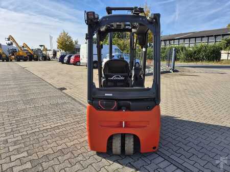 3-wiel elektrische heftrucks 2023  Linde E16-02 (5)