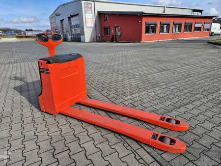 Niederhubwagen  Linde T16 1700mm / Batterie NEU (8)