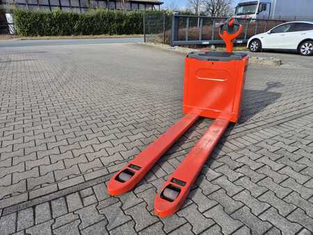 Niederhubwagen  Linde T16 1700mm / Batterie NEU (9)
