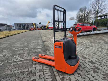 Niederhubwagen  Linde T20 (2)