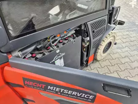 Elektro 4 Rad 2023  Linde E30 only 208 hours! (11)
