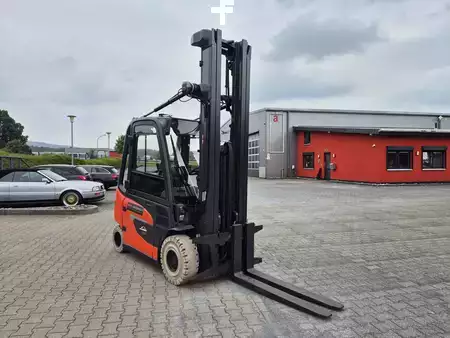 Elektro 4 Rad 2023  Linde E30 only 208 hours! (12)