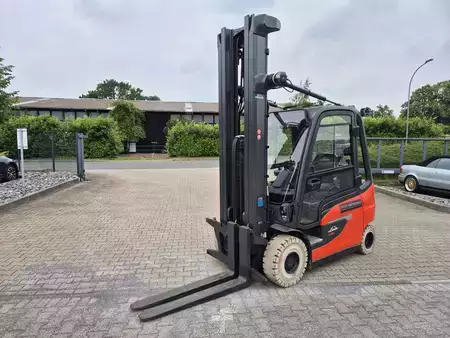 Elektro 4 Rad 2023  Linde E30 only 208 hours! (2)