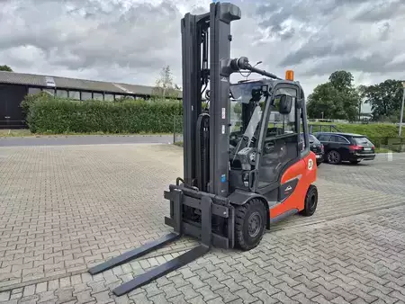 Dieselstapler 2022  Linde H35D (1)