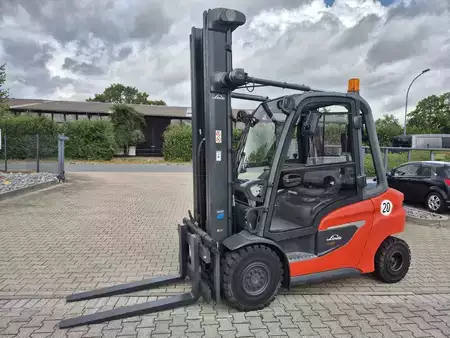 Dieselstapler 2022  Linde H35D (2)