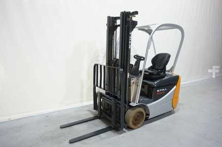 Chariots électriques à 3 roues 2010  Still RX50-13 Triplex 3.Ventil (4)