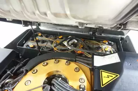 3-wiel elektrische heftrucks 2013  Still RX50-10C Triplex 3.+4. Ventil ZVG (8)