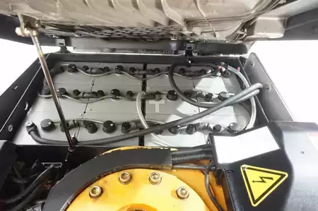 Elektromos 3 kerekű 2017  Still RX50-15 Triplex   3.+4. Ventil ZVG Akku 2022 (8)