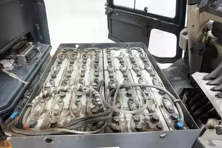 Elektromos 4 kerekű 2005  Still R60-25 L Triplex 3.+4. Ventil ZVG Akku Bj. 2022 (7)