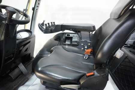 Elektrisk- 4 hjul 2018  Still RX60-45 Triplex Container 3.+ 4. Ventil (5)