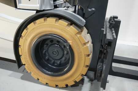 Elektrisk- 4 hjul 2018  Still RX60-45 Triplex Container 3.+ 4. Ventil (9)