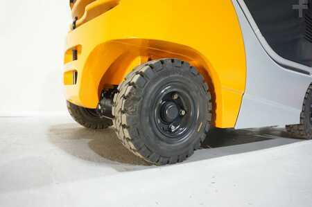 LPG Forklifts 2018  Still RX70-16T Triplex 3.+4. Ventil Kabine (10)