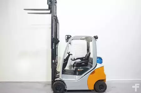 Gas gaffeltruck 2017  Still RX70-20T Triplex 3.+4. Ventil (1)
