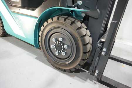 Diesel Forklifts 2023  Baoli Baoli KBD25 / KION neu Triplex  (9)