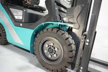 Diesel Forklifts 2023  Baoli Baoli KBD35+/ KION neu Triplex (9)