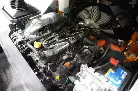 Diesel heftrucks 2023  Still RCD25 Plus Triplex 3.+4. Ventil Kabine erst 10 Stunden (8)