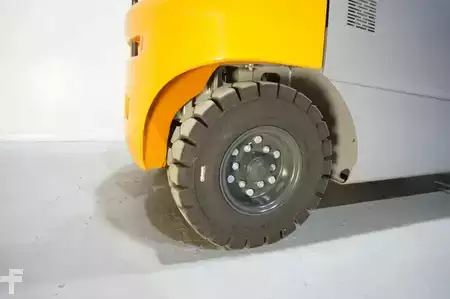 El truck - 4 hjulet 2023  Still RCE30 Triplex 3.+4. Ventil Kabine erst 14 Stunden (10)