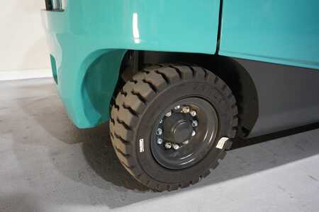 El truck - 4 hjulet 2022  Baoli KBE25 G1 Triplex 3.+4.Ventil STVZO  (10)