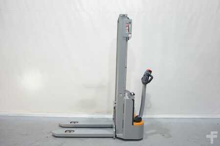 Gerbeurs 2025  Still ECV10 Einbauladegerät (2)