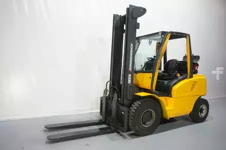 Chariots élévateurs GPL 2008  Jungheinrich TFG 540 V6 LPG Tele (4)