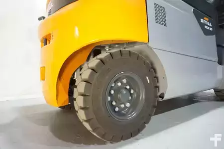 Elektrisk- 4 hjul 2023  Still RCE30 Triplex 3.+4. Ventil Kabine erst 2 Stunde (10)