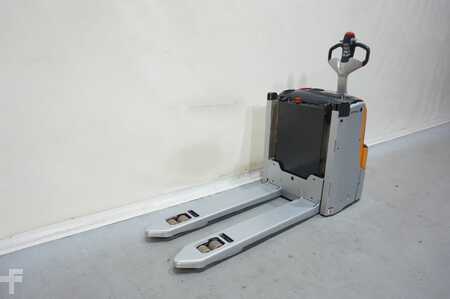 Transpaleta eléctrica 2019  Still EXU-H18  Intitialhub Doppelstock (4)