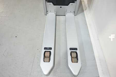 Transpaleta eléctrica 2019  Still EXU-H18  Intitialhub Doppelstock (6)