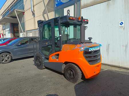 Diesel Forklifts - Doosan D45SC-9 (3)