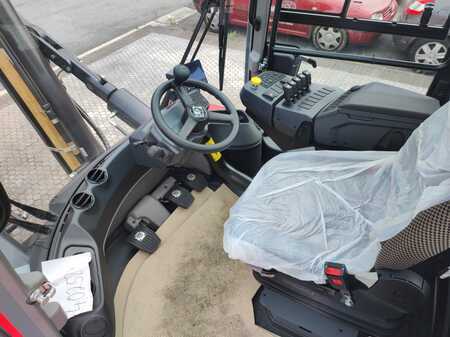 Diesel Forklifts 2024  Kalmar DCG160-12 (4)