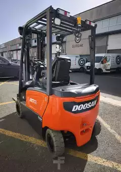 Electric - 4 wheels 2022  Doosan B 20X-7 (4)