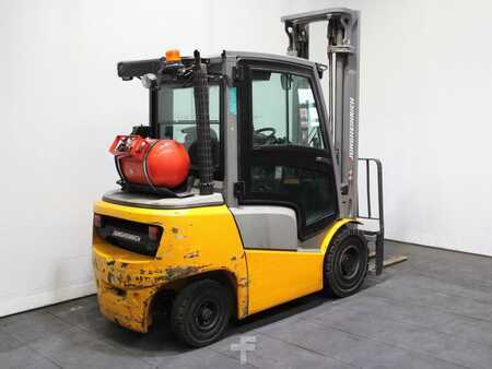 Gázüzemű targoncák 2018  Jungheinrich TFG 425 SP G+E100-400ZT (2)