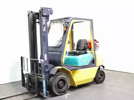Gas truck 1997  Komatsu FG 25T-1E1 (1)