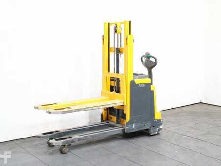 Pallestabler 2012  Jungheinrich EJD 220  G119-201ZT (1)