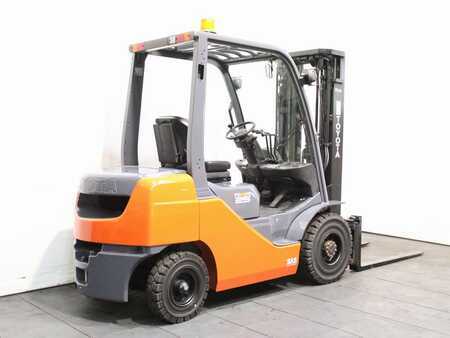 Dieseltrukki 2016  Toyota 02-8 FDF 25 (2)