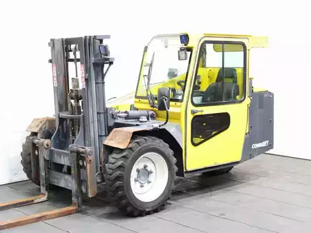 Terénní vysokozdvižný vozík 2020  Combilift COMBI-RT (1)