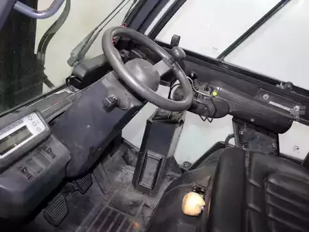 Diesel truck 2011  Nissan YG 1 D 2 A 32 Q (4)