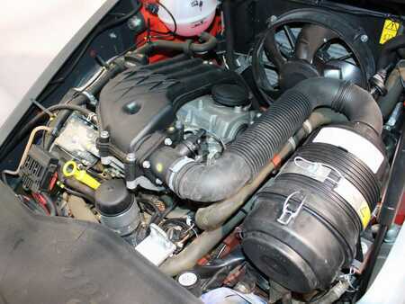 Dízel targoncák 2019  Linde H 18 D-01  391 (3)