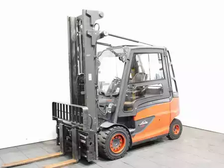 Eléctrica de 4 ruedas 2021  Linde E 50 HL-01  388 (1)