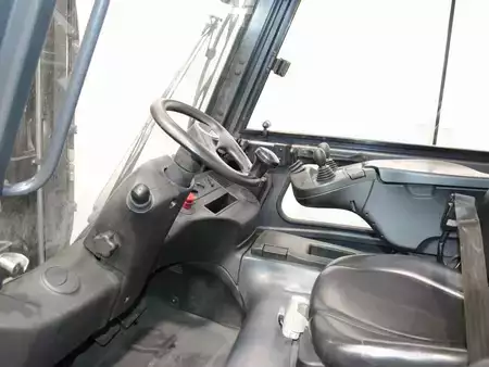 Eléctrica de 4 ruedas 2021  Linde E 50 HL-01  388 (4)