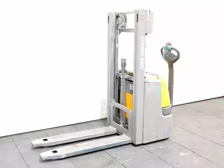 Stapelaars 2018  Jungheinrich EJC 110  G115-57-250ZZ Li-Ion (1)