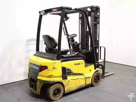 Carrelli elettrici 4 ruote 2016  Hyundai 16 B-9 (2)