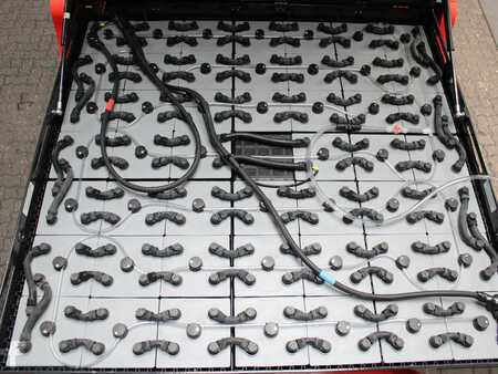 Elektryczne 4-kołowe 2025  Raniero AC140-12  96V (4)