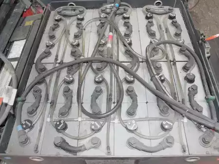 Elektro čtyřkolový VZV 2016  Toyota 8 FBM 20 T (3)