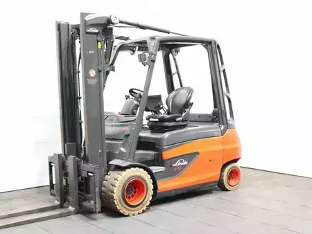 Elektro 4 Rad 2014  Linde E 35 L-01  387 (1)