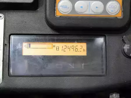 Gasoltruck 2010  Toyota 02-8 FGJF 35 (6)