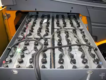 Elektryczne 4-kołowe 2023  Jungheinrich EFG 430k  E GE180-310ZT (3)