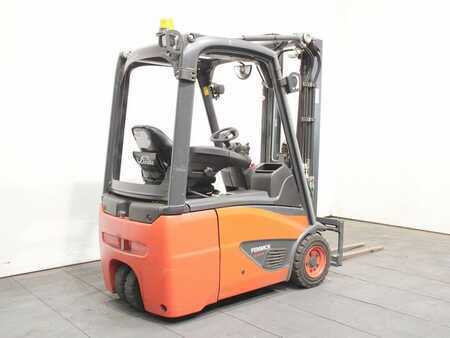 Elektromos 3 kerekű 2017  Linde E 16 C-02 386 (2)
