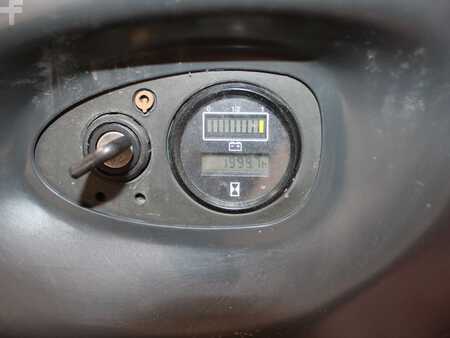 Ruční vysokozdvižný vozík 2014  Linde L 14  372 (5)