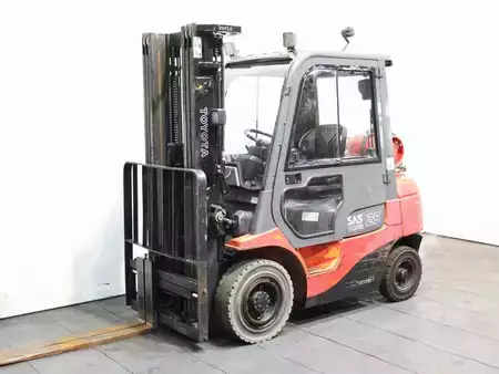 Gas truck 2007  Toyota 42-7 FGF 25 (1)